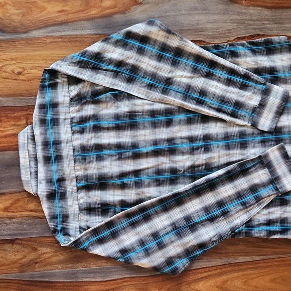 Nice Men's Airwalk Button Down Shirt, XL, 2 Front Pockets, Black, Blue - Picture 6 of 7